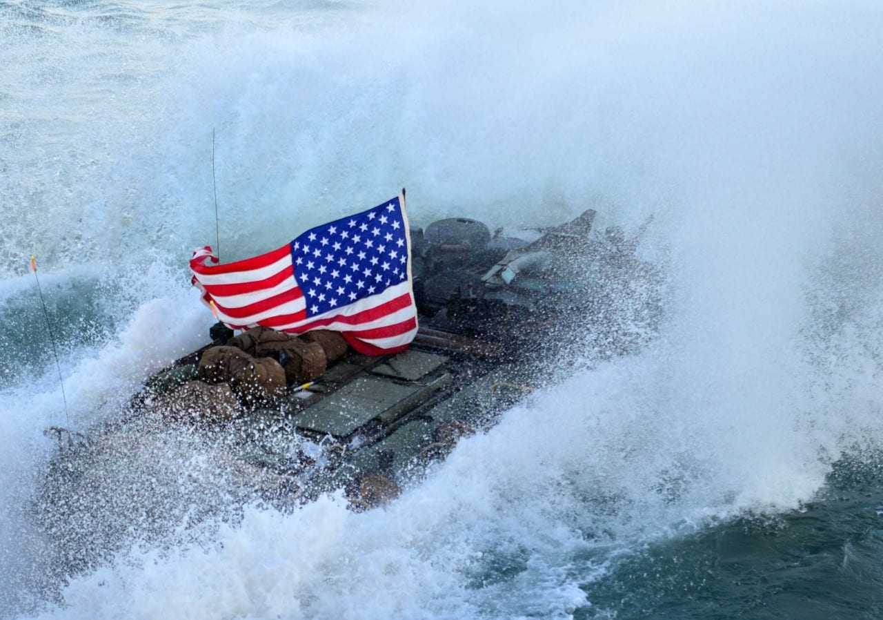 Το futuristic Amphibious Combat Vehicle (ACV) 1.1