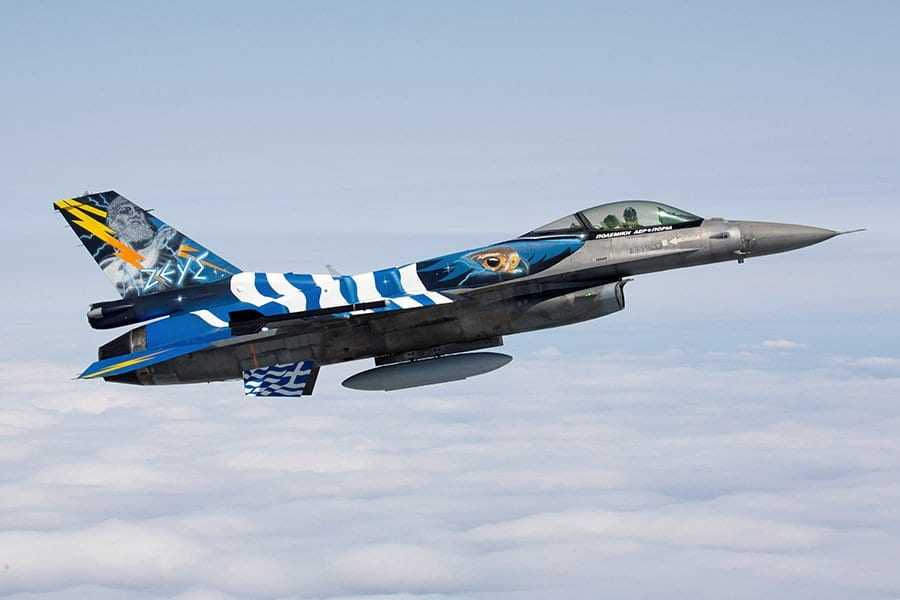 Amazing F-16 “Ζευς” – με In-flight πλάνα στο RIAT 2015…