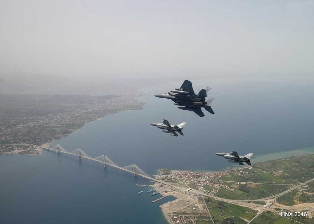 Γεράκια και Αετοί πάνω από την Ακρόπολη – F-16 Block 52+ Advance + F-15E Strike Eagle