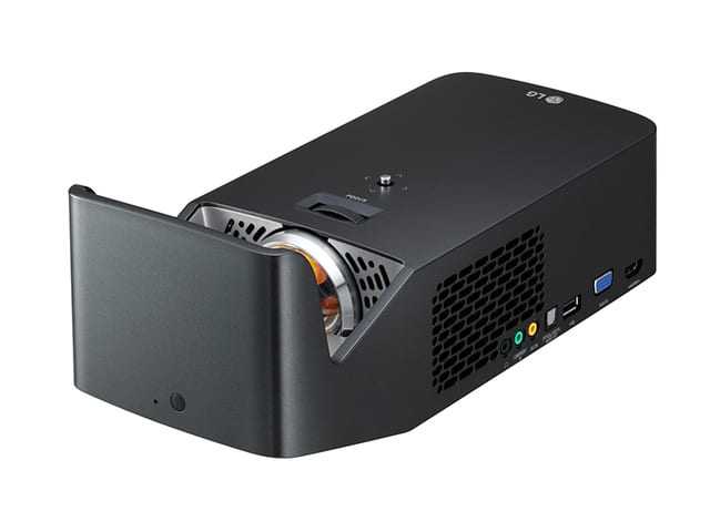 Ultra Short-Throw LG PF1000UG