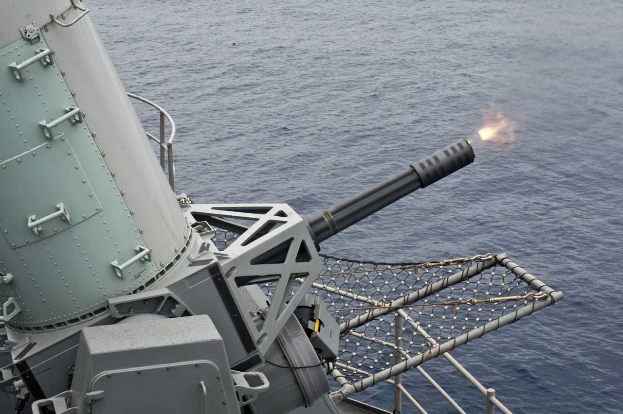 PACIFIC OCEAN (May 6, 2013) A Phalanx Close-in Weapons System (CIWS) fires during a pre-aim calibration exercise aboard the aircraft carrier USS Nimitz (CVN 68). Nimitz and Carrier Strike Group 11 are deployed to the U.S. 7th Fleet area of responsibility to support regional security and stability of the Indo-Asia-Pacific region. (U.S. Navy photo by Mass Communication Specialist 3rd Class Raul Moreno Jr./Released) 130506-N-LP801-064 Join the conversation http://www.facebook.com/USNavy http://www.twitter.com/USNavy http://navylive.dodlive.mil http://pinterest.com http://plus.google.com