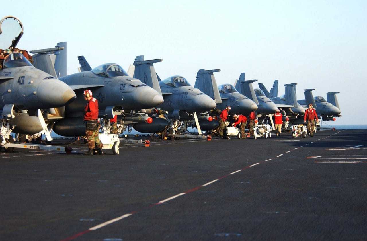 USS Ronald Reagan (CVN 76) – Busy Day timelapse