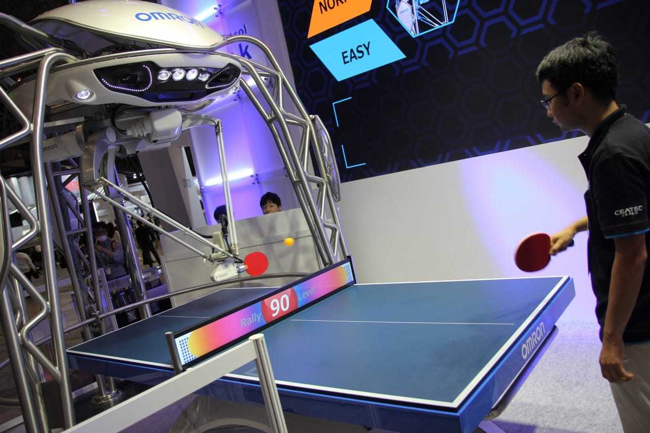 FORPHEUS World’s First Robot Table Tennis Tutor