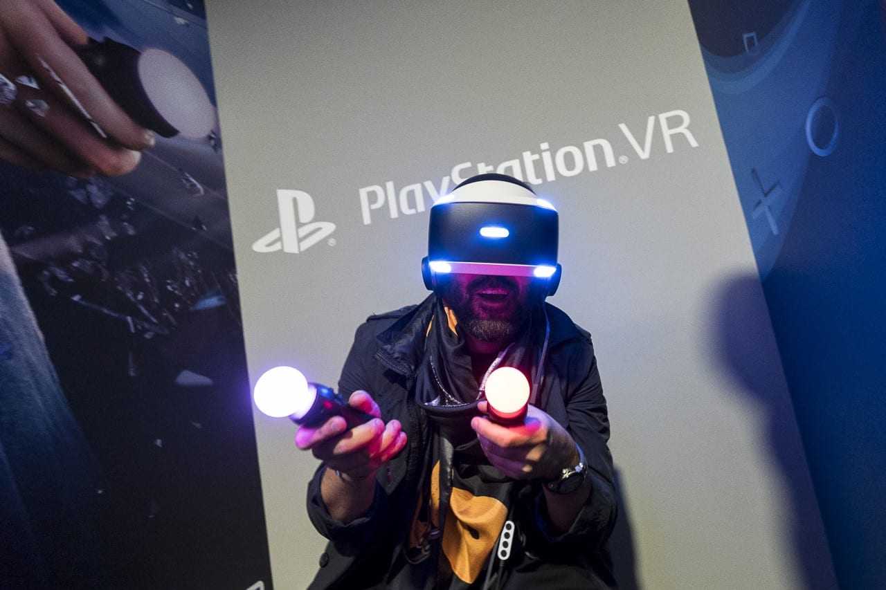 VR Εμπειρίες + PlayStation Area