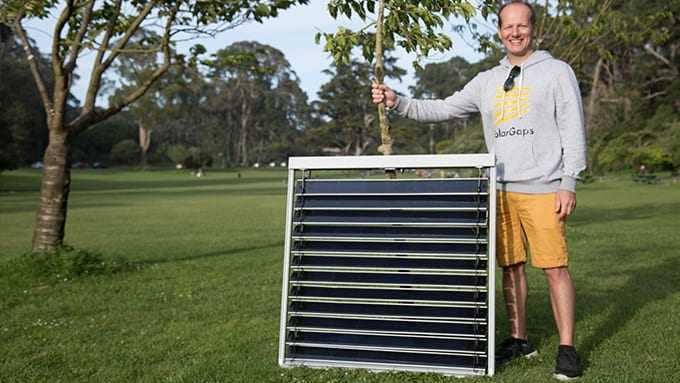 SolarGaps Solar Panel Window Blinds