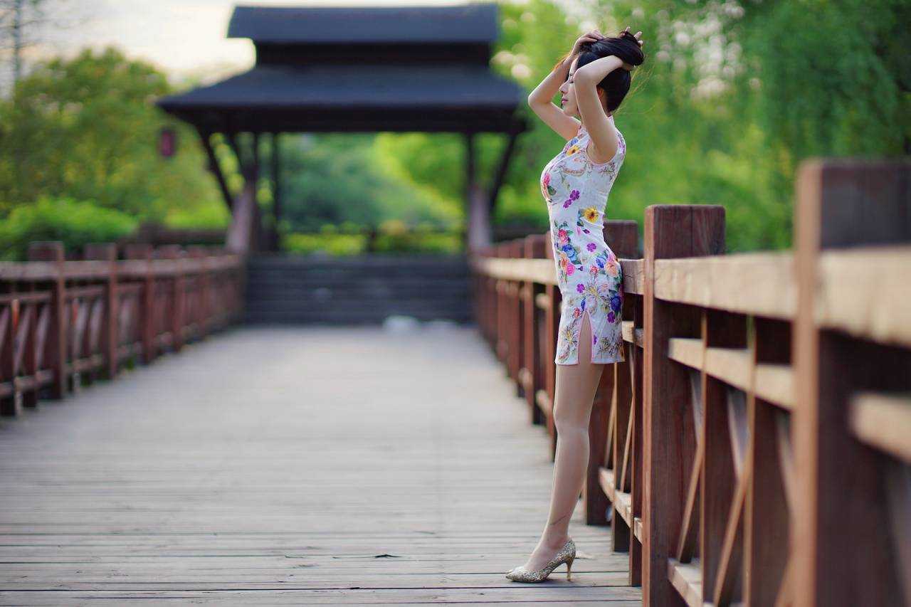 Zyoptics 135mm f/1.4