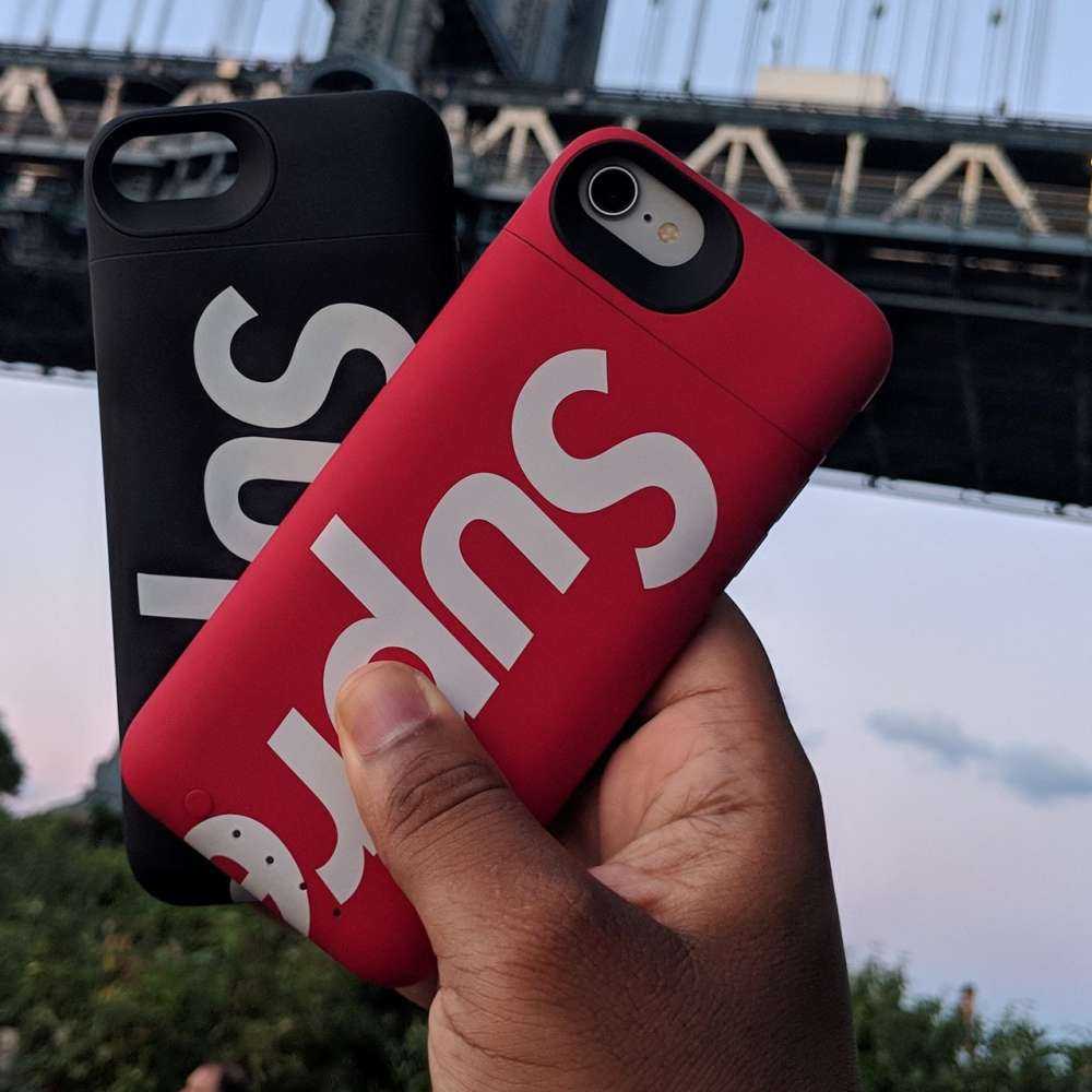 Supreme Mophie Juice Pack iPhone 8 Red