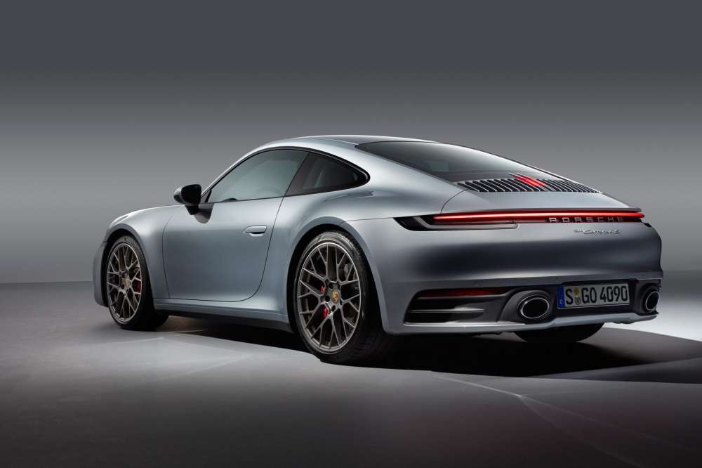 The Making of the New Porsche 911 – Design
