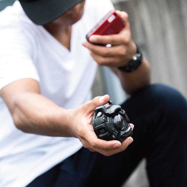 Casio Eye GZE-1 Action Camera