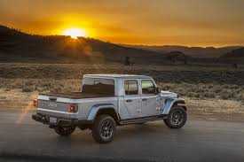 2020 Jeep Gladiator Pick Up