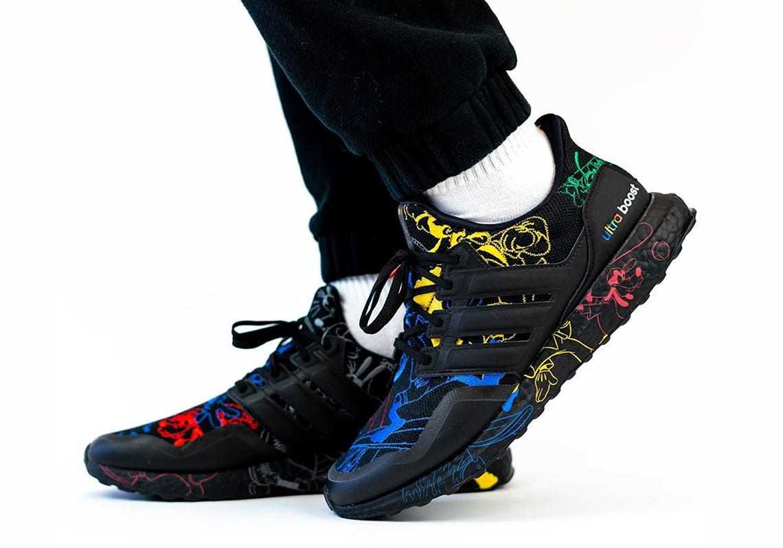 Disney x adidas UltraBOOST “Goofy”
