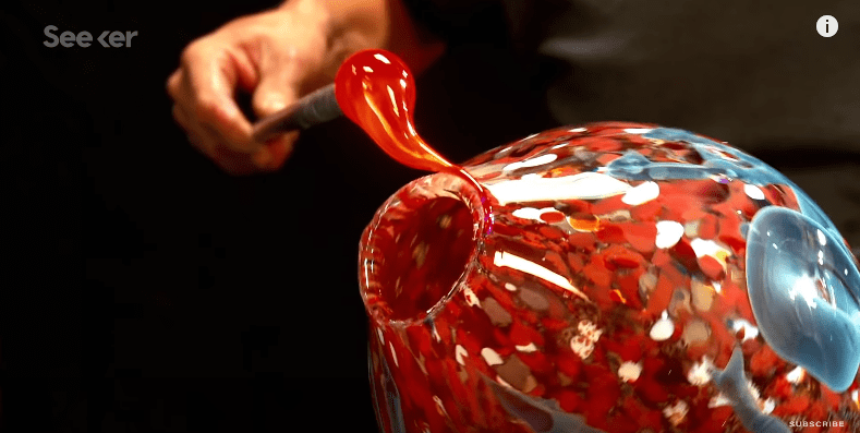 Κι όμως δεν ξέρουμε γιατί υπάρχει το γυαλί