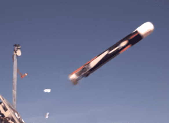 LOCUST (Low-Cost UAV Swarming Technology) – Από το Μέλλον