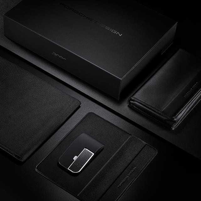 Porsche Design Acer TravelPack RS