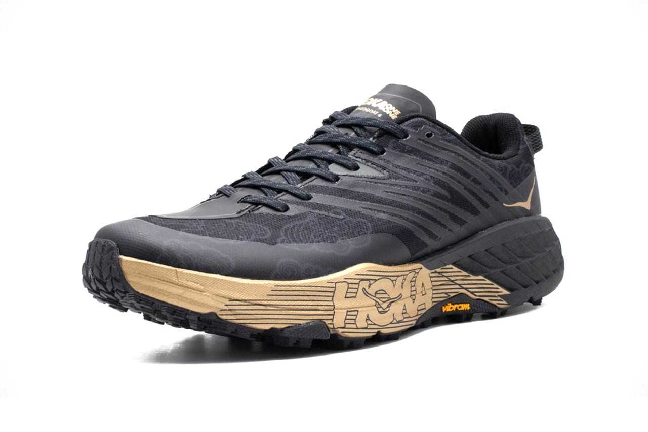 HOKA ONE ONE Speedgoat 4 “Black/Gold”