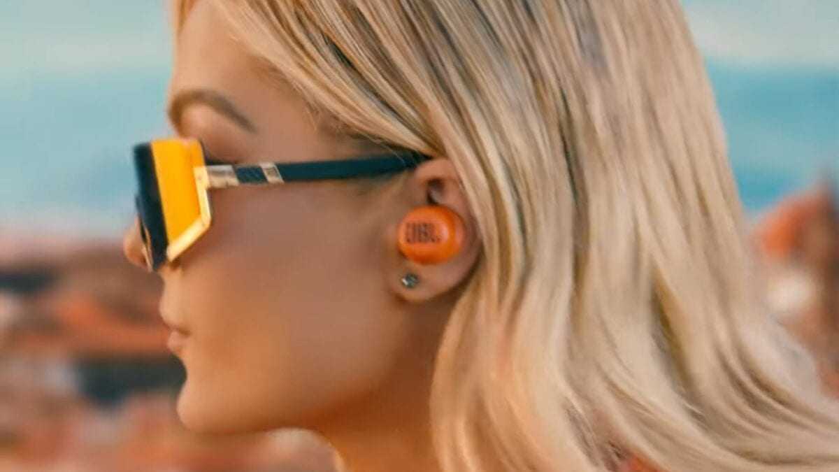 JBL True Wireless Headphones x Bebe Rexha