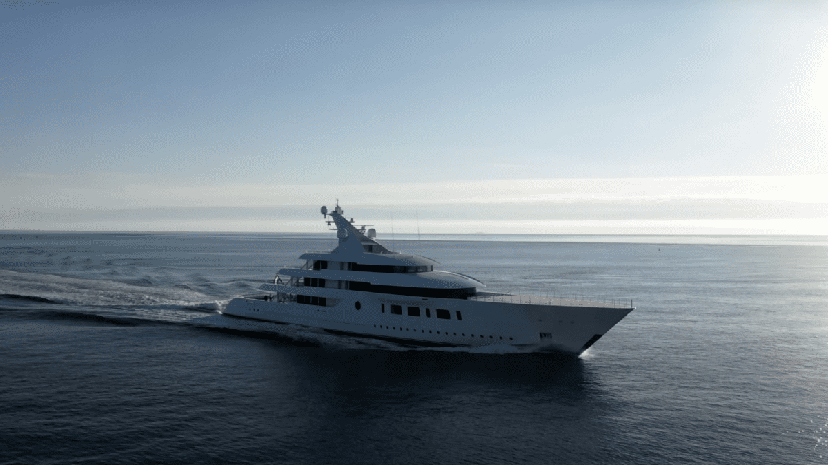 Το καταπληκτικό Feadship Bliss σε θαλάσσιες δοκιμές