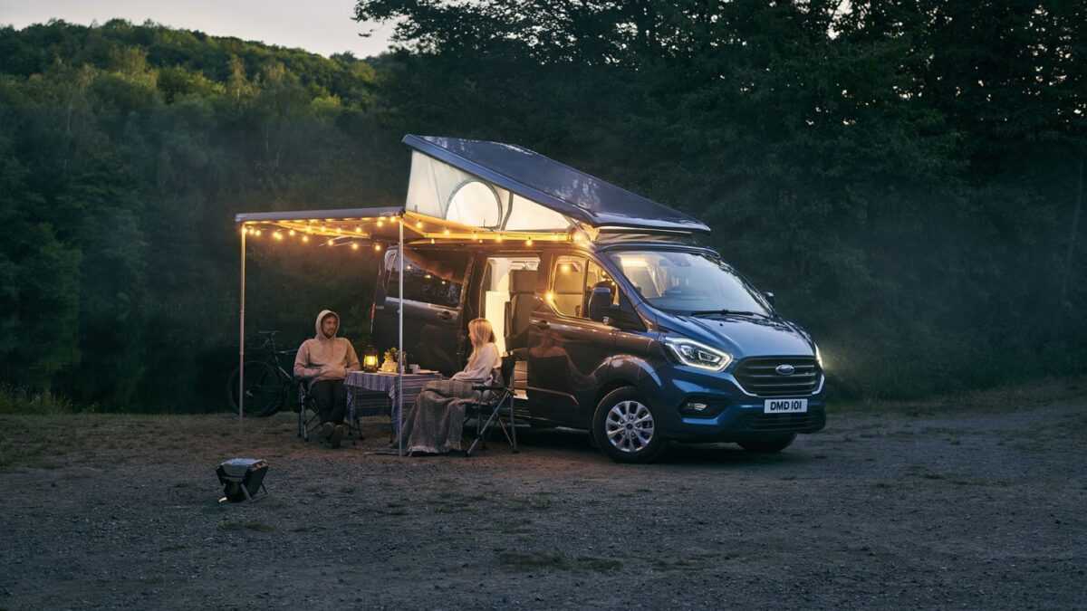 2021 Ford Nugget Active + Trail