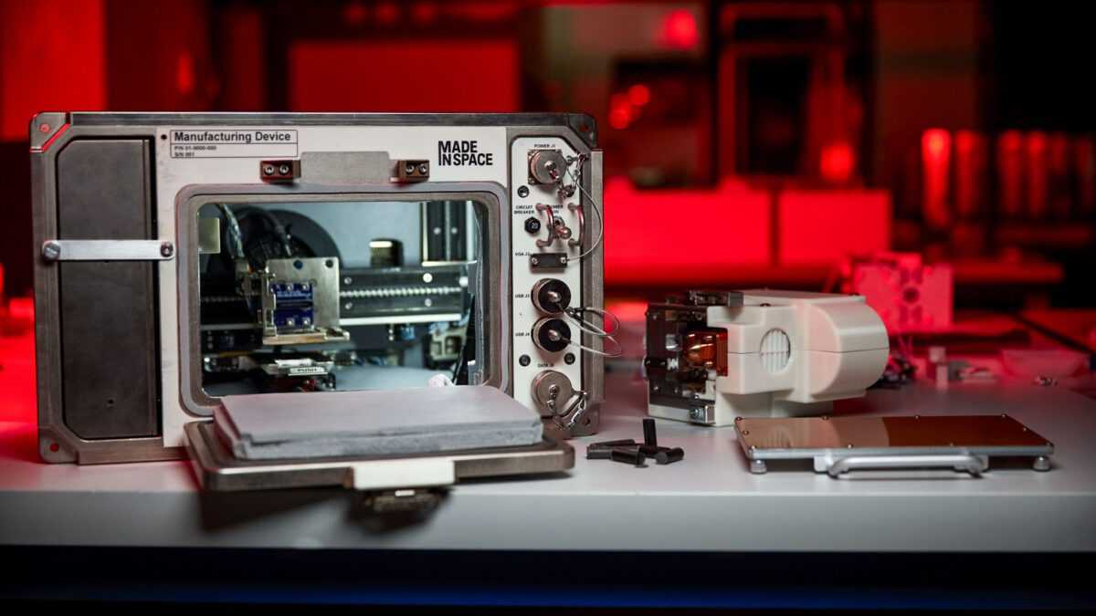 NASA – δοκιμάζει έναν στον International Space Station 3D εκτυπωτή που θα τυπώνει με αστερόσκονη