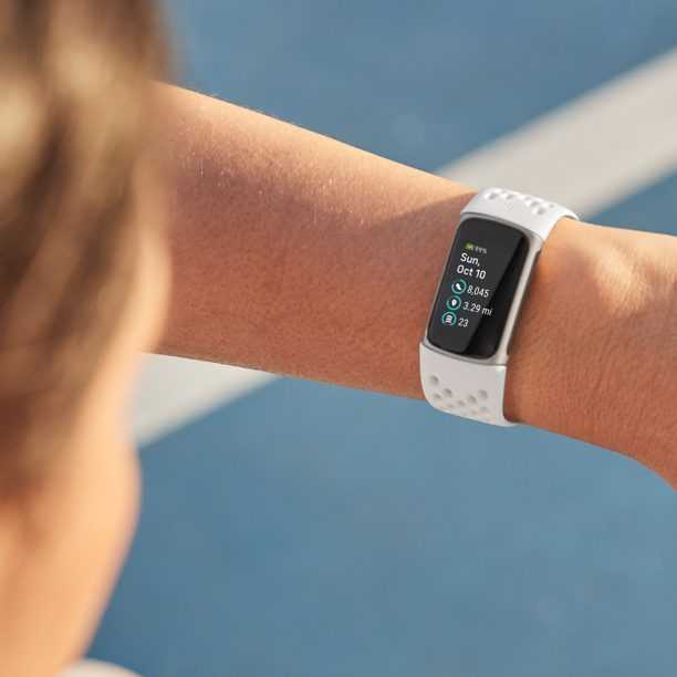 Το νέο Fitbit Charge 5 - Gadgetfreak :: Not Just Tech