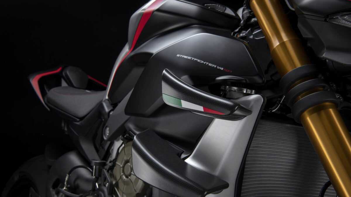 2022 Ducati Streetfighter V2 + Streetfighter V4 SP
