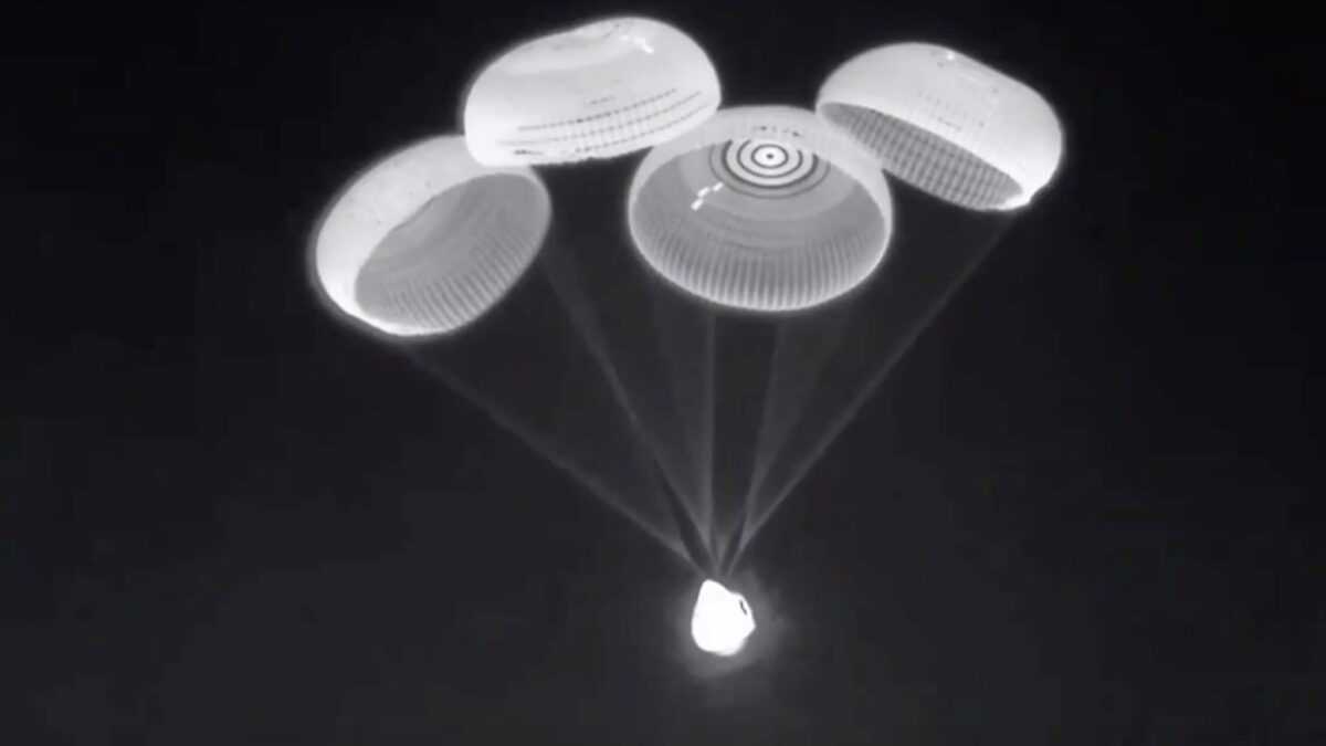 Η προσεδάφιση του SpaceX διαστημικού σκάφους CrewDragon Crew2 με νυχτερινή όραση