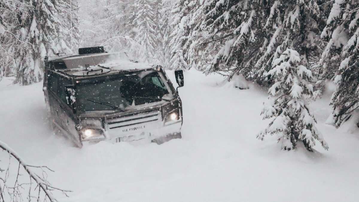 BAE Systems και Oshkosh Defense σε ‘μάχη’ για όχημα που θα δουλεύει στους -50