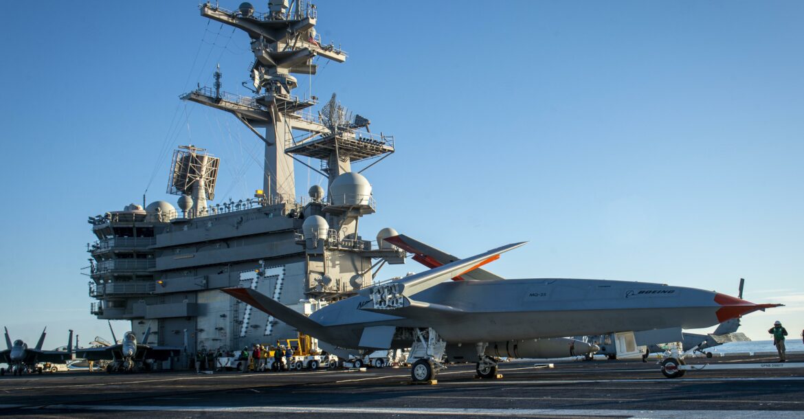 Δοκιμάζεται το MQ-25 πάνω σε αεροπλανοφόρο
