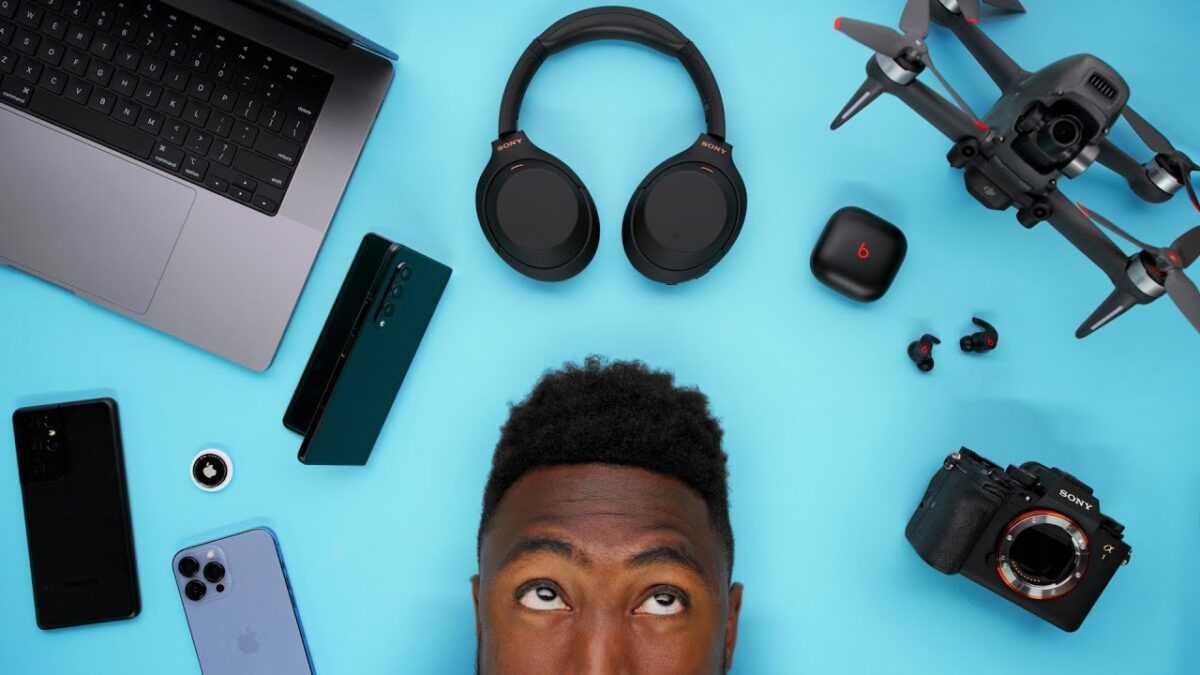 Το απίστευτο αξίας $1,000,000 Studio των MKBHD Youtubers