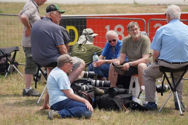H ξεχωριστή παγκόσμια κοινότητα των Airplane Spotters