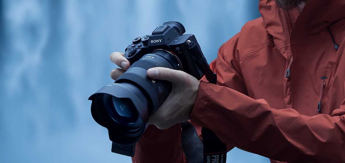 Έρχεται η νέα Sony a7R V