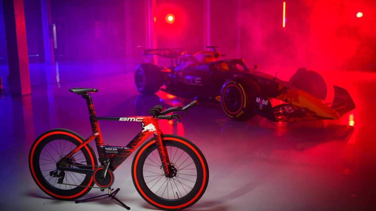 Συνεργασία BMC και Red Bull F1 για το Speedmachine υπερποδήλατο