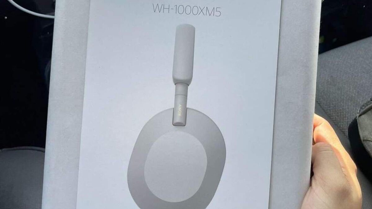 Τα νέα Sony WH-1000XM5