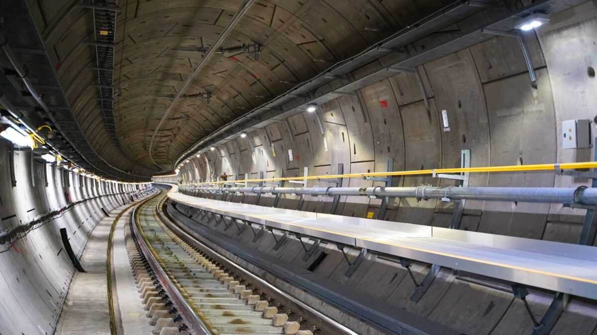 London Elizabeth line – hi tech γραμμή μετρό 100 χιλιομέτρων
