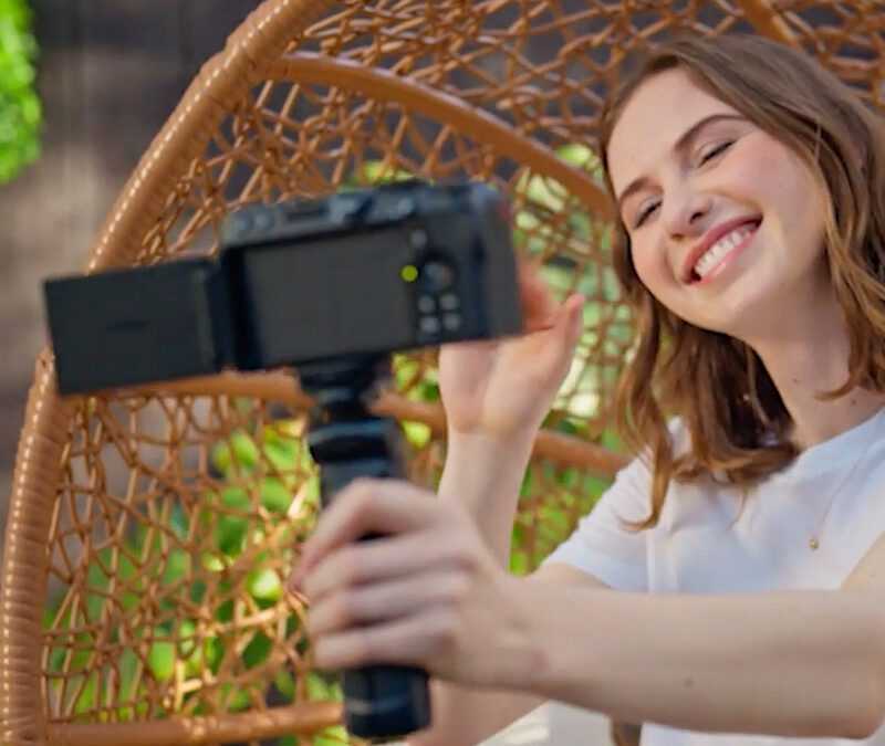 Νέα Nikon Z 30 Vlogger κάμερα