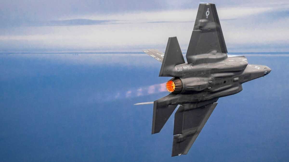 Νέα hi tech εκπαίδευση σε F-35C Joint Strike Fighter