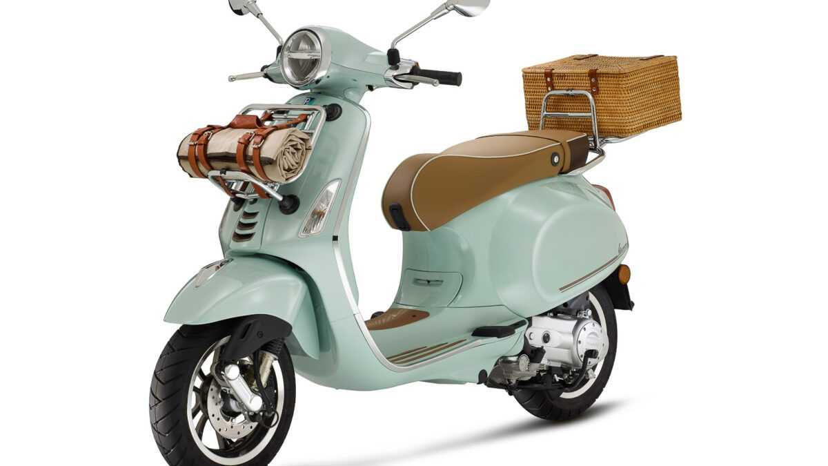 2022 Vespa Pic Nic limited edition scooter