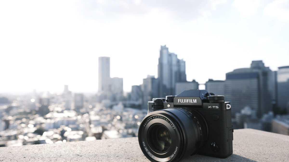 H νέα Fujifilm X-T5