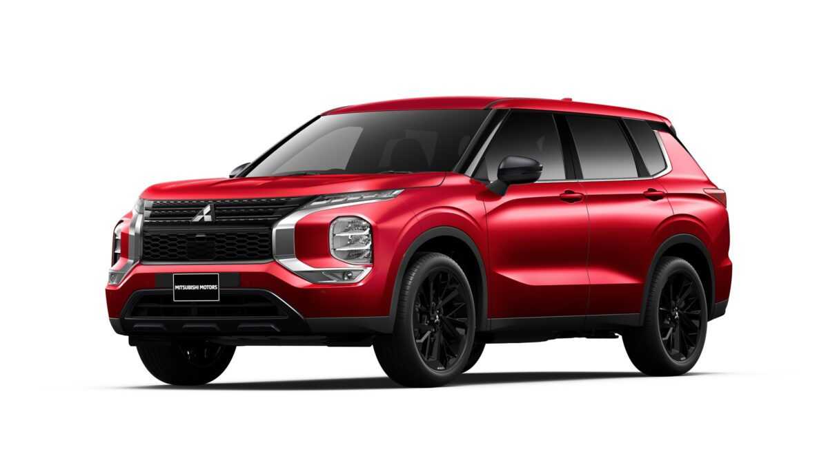 2023 Mitsubishi Outlander LS Black Edition Spec