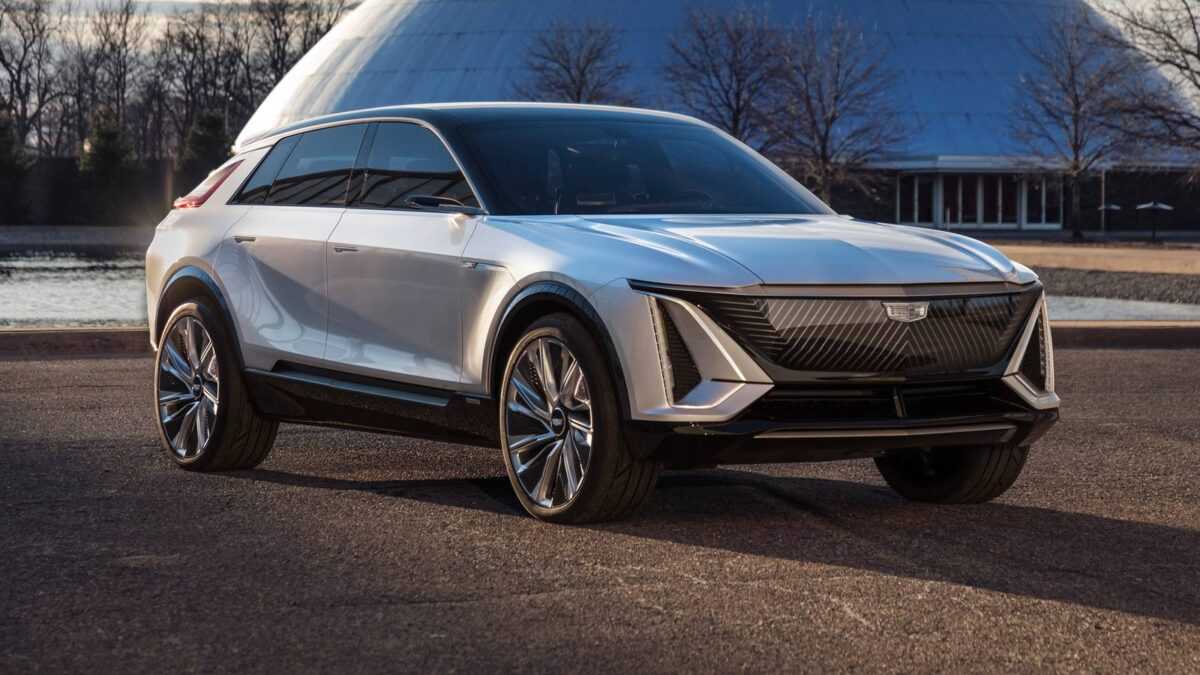 Με τρία νέα EV μοντέλα η Cadillac φέτος