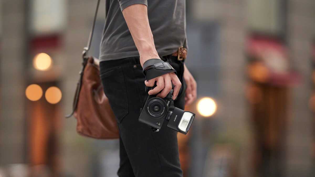 Η Sony ZV-E1 είναι η πρώτη Full Frame E-mount Blogger φωτογραφική