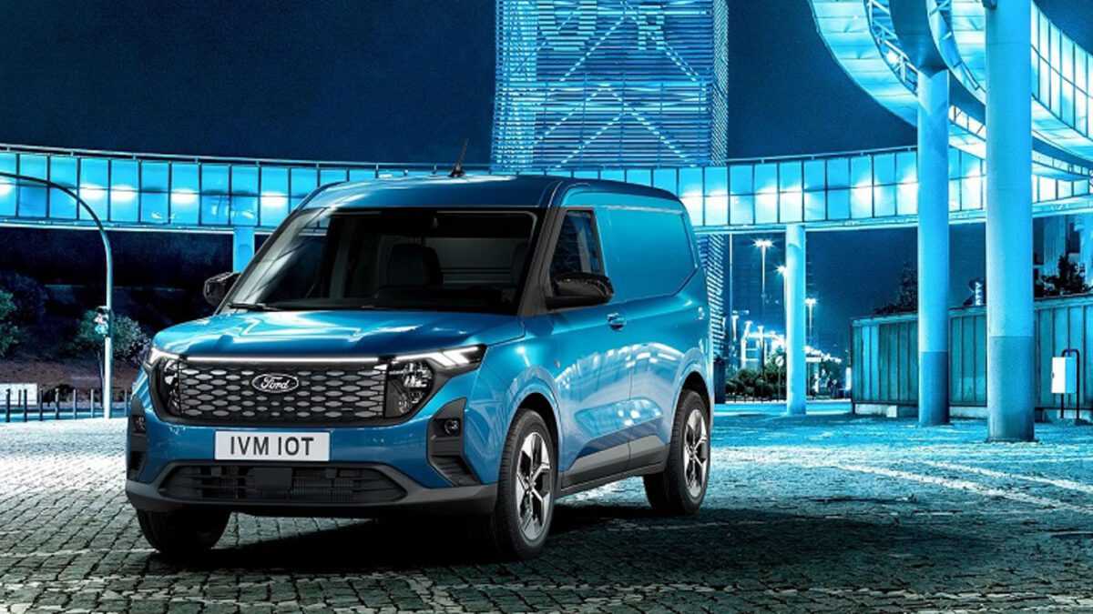 2024 Ford E-Transit Courier