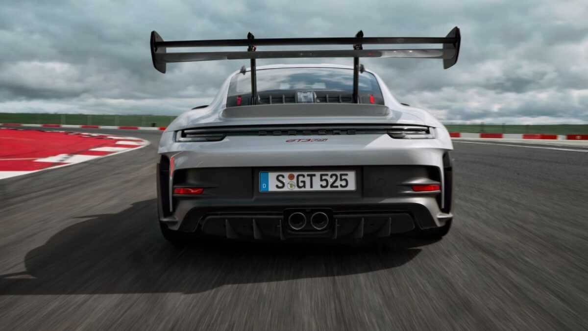 Τέρμα το γκάζι σε Porsche 911 GT3 RS