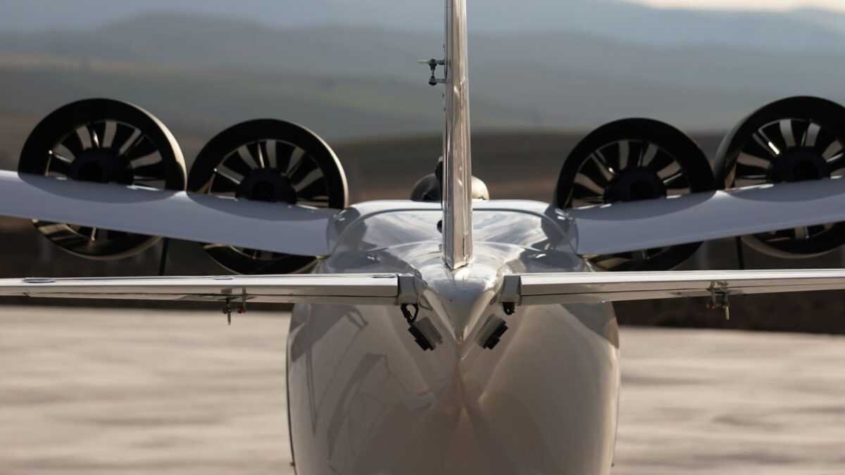 Το νέο Vertical Take Off and Landing (VTOL) επαναστατικό JACKAL drone