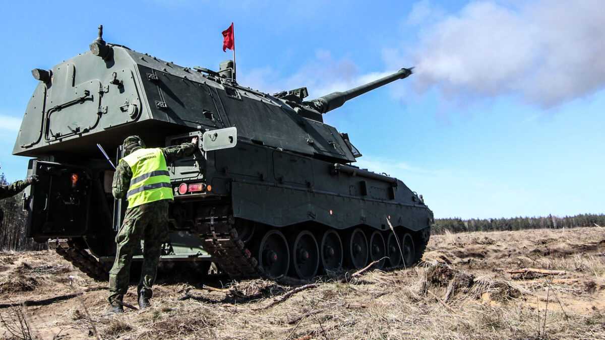 PzH 2000 – το γερμανικό hi tech πυροβολικό σταρ της Ουκρανίας