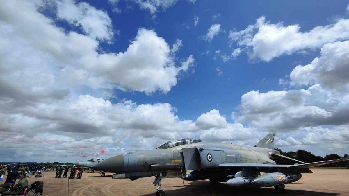 Το εμβληματικό F-4E Phantom πρωταγωνιστής στο σόου RIAT του Ηνωμένου Βασιλείου