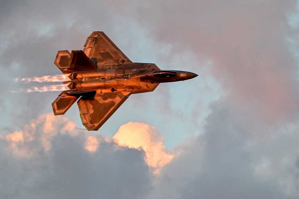 F-22 Raptor Sunset Burnerfest – EAA AirVenture Oshkosh 2023