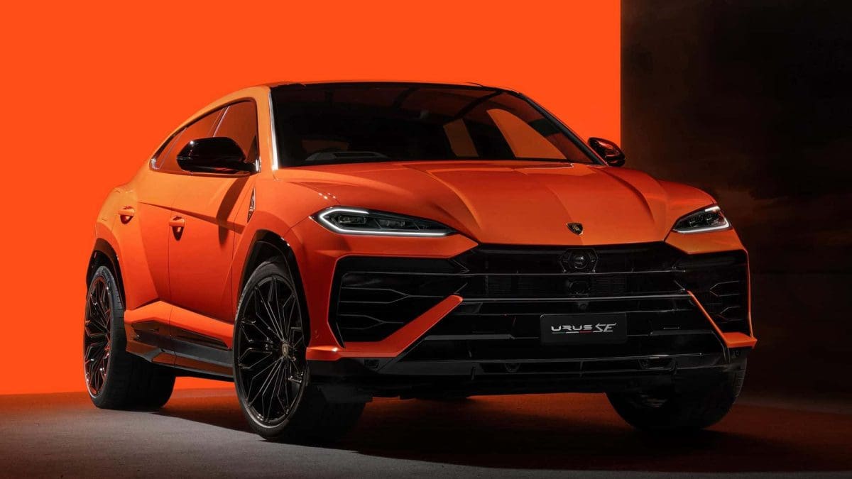 2024 Lamborghini Urus SE