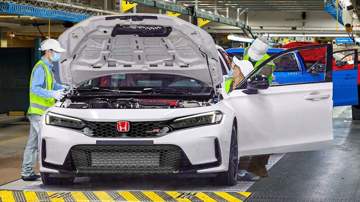 Κατασκευάζοντας το Honda Civic Type R στην μητέρα Japan