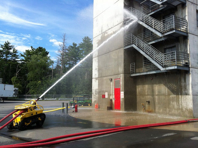 Αυτό το ρομπότ- πυροσβέστης σώζει…